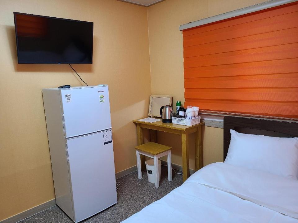 Joy Guest House Asan Buitenkant foto