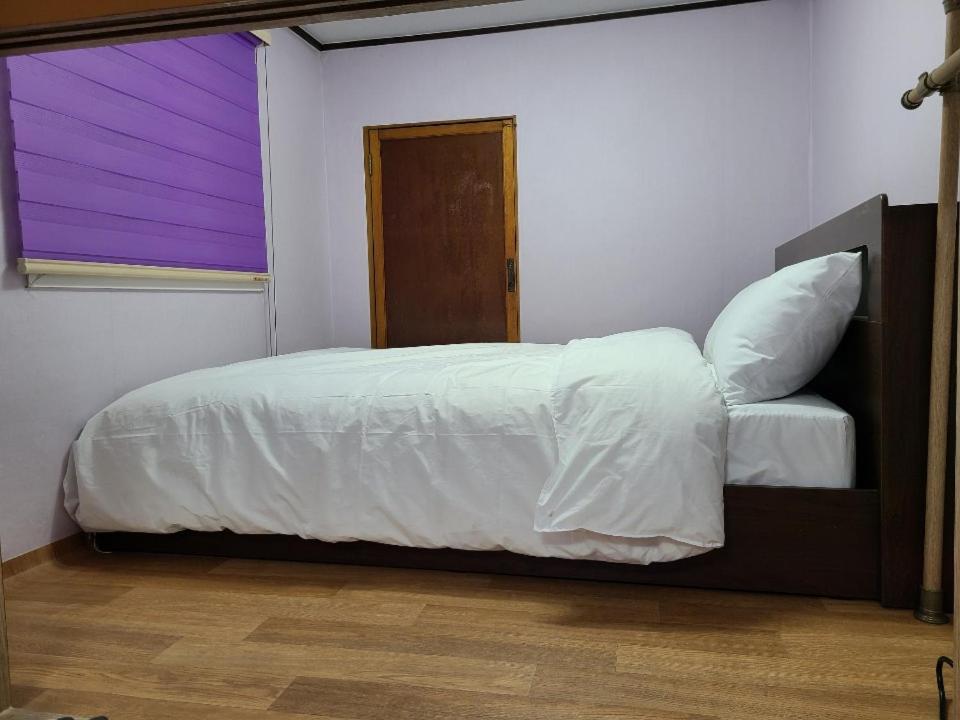 Joy Guest House Asan Buitenkant foto