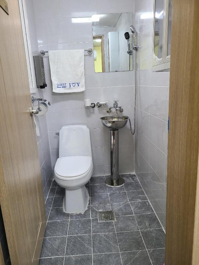 Joy Guest House Asan Buitenkant foto